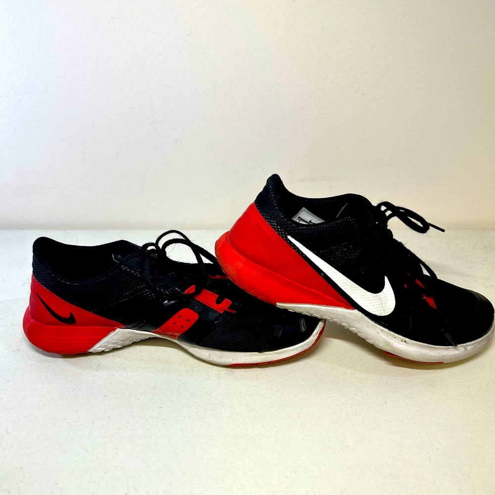 Nike FS Lite Trainer 3 Black Challenge Red Mens size 9 Flawless 807113-002